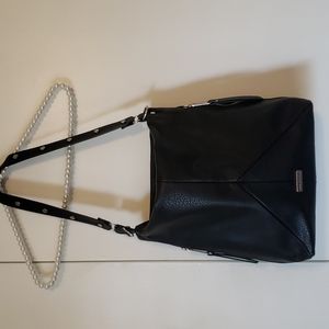 Black purse with lots of pockets👜